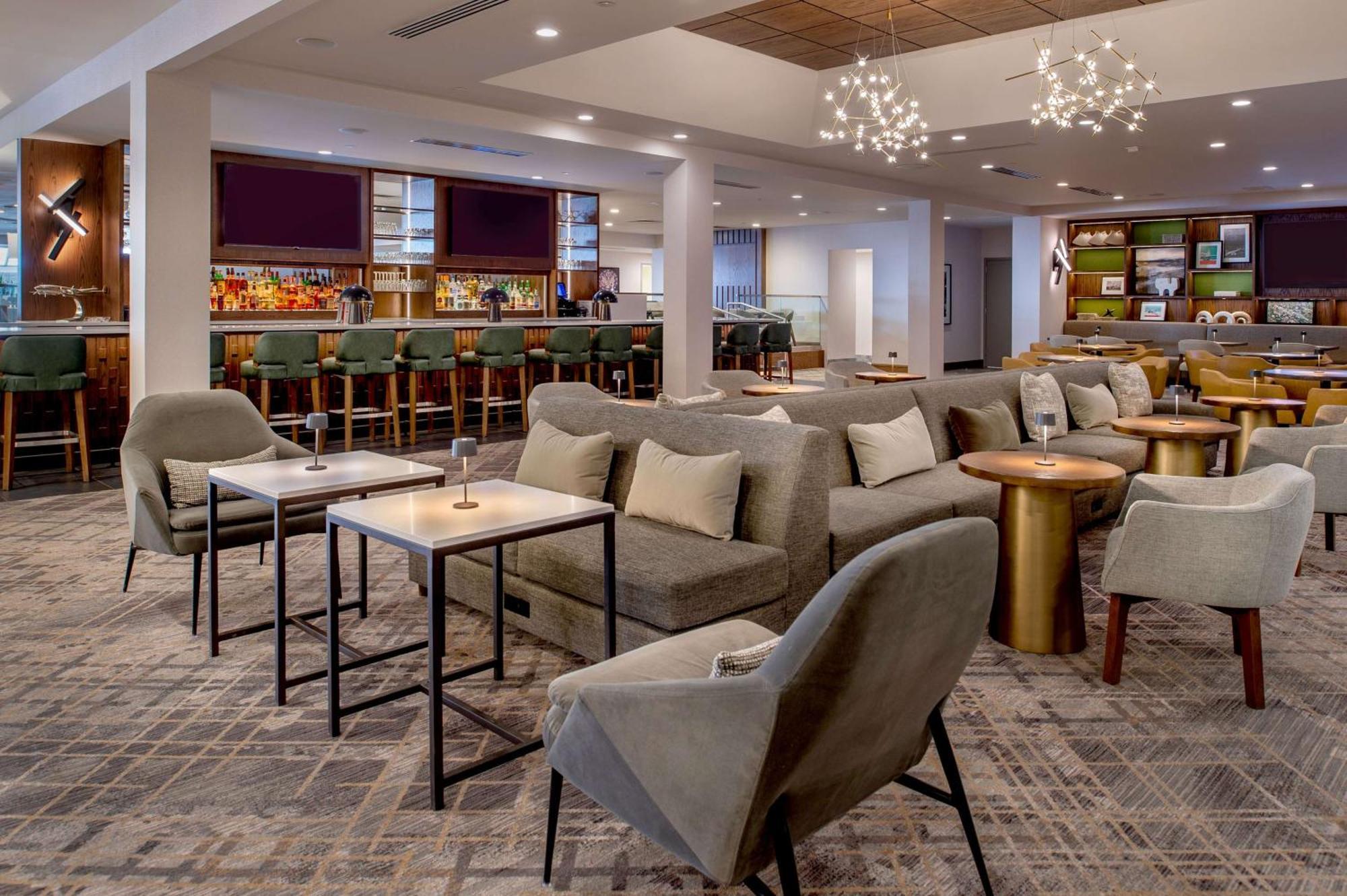 מלון Woodson Terrace Hilton St. Louis Airport מראה חיצוני תמונה